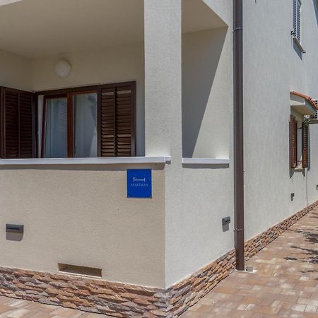 Apartment Jadran Baska Exteriör bild